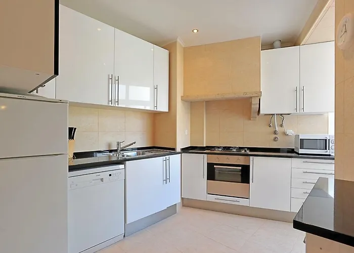 Almirante 77 * Lisboa