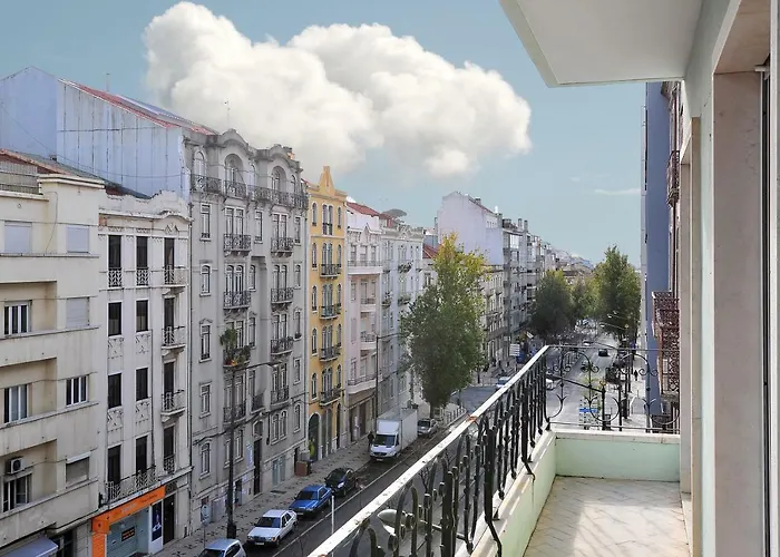 Almirante 77 * 리스본