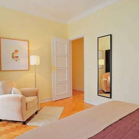 Almirante 77 Apartment *